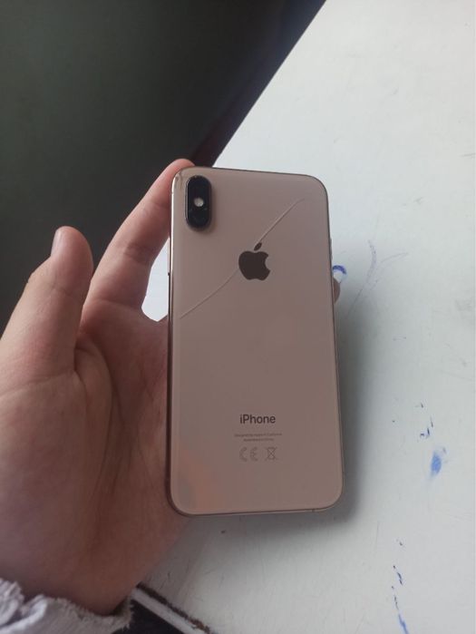 Продам айфон хс