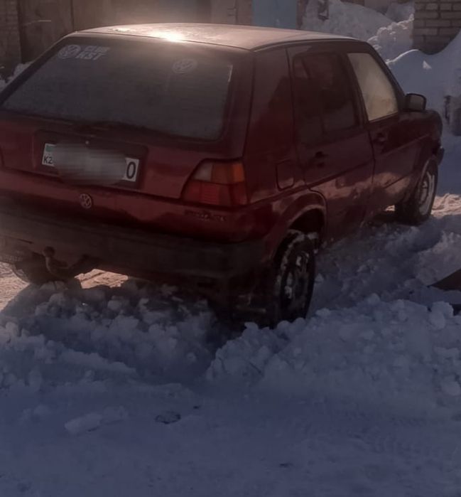 Продам гольфа  2