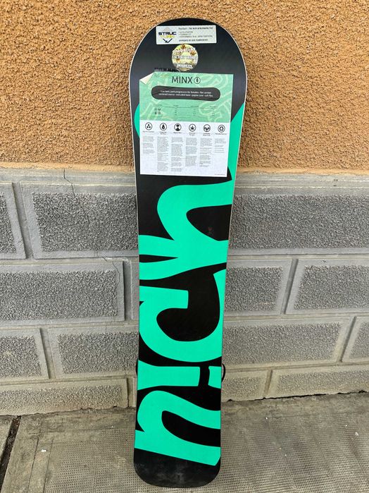 placa noua snowboard niche minx L142cm