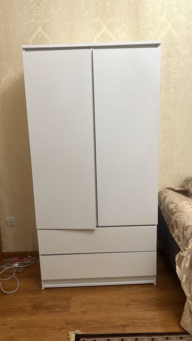 Шкаф в спальню, состояние хорошее