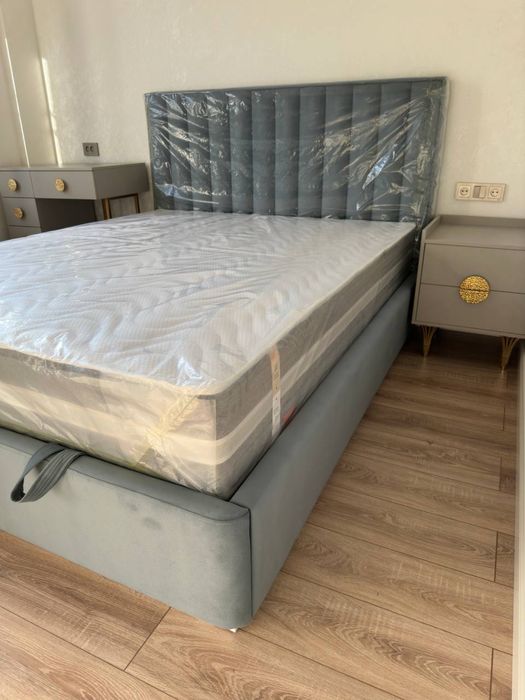 Кровать мягкая с механизми. Кровать в наличии