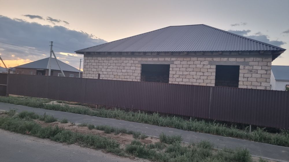 Продаётся недостроенный дом