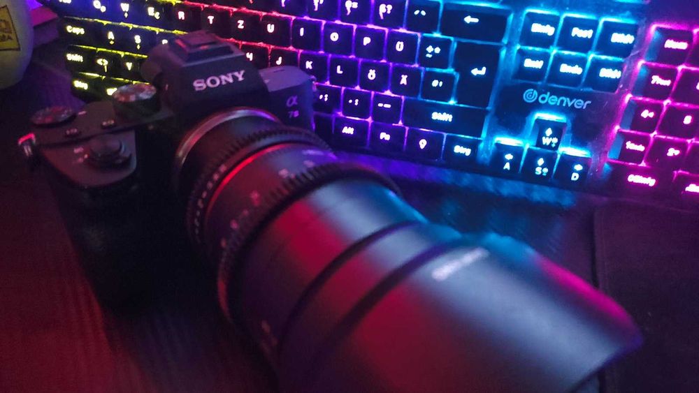 Sony a7III + samyang 1.5 35mm full frame