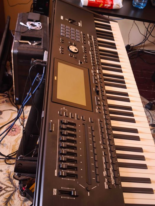 Продавам Korg Pa 5X