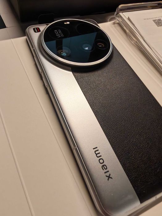 Xiaomi 15 ultra silver - 16GB 512GB garantie 14 luni