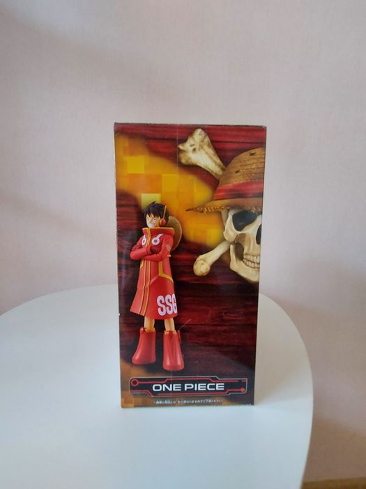 Продавам  MONKEY.D.LUFFY и Roronoa Zoro