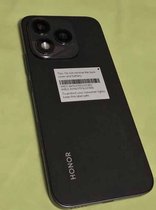 ЧИСТО НОВ 256GB Honor 400 LITE 5G Гаранция Yettel 2028г. Black | Черен