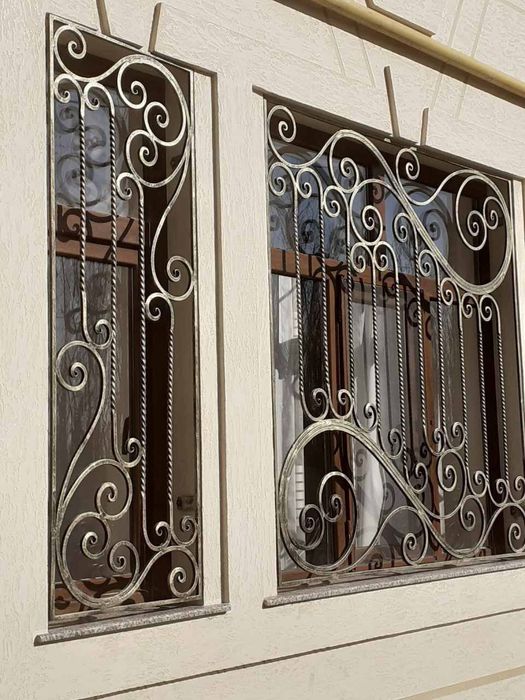 Решотки на окна кованые хайтек