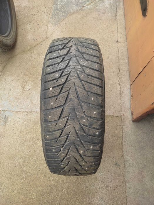 Резина зимняя r17