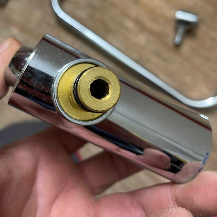 Set de dus resigilat, impecabil