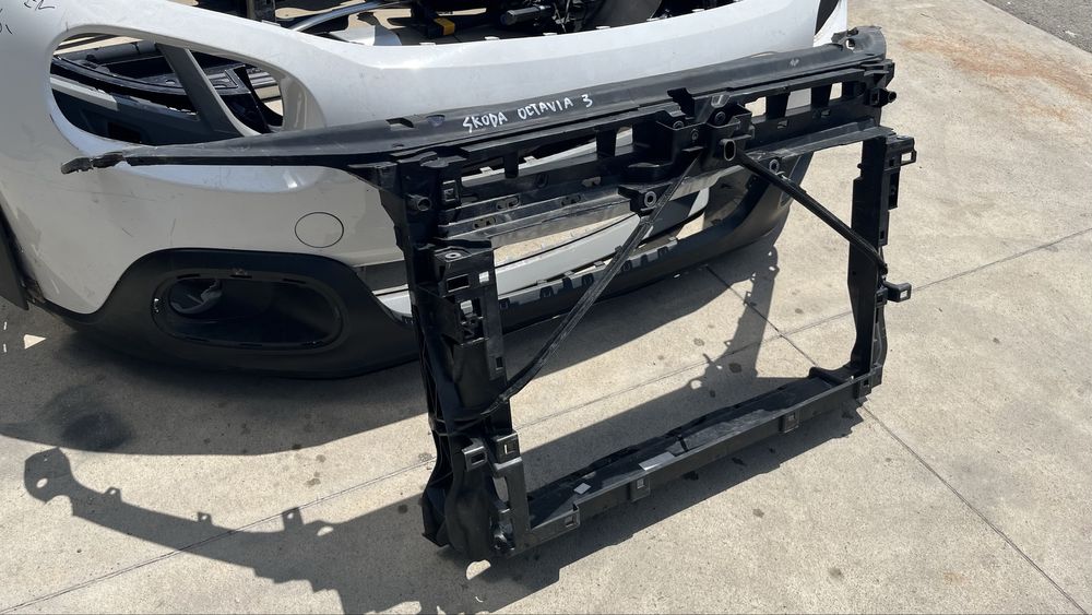 2 броя Очиларка Skoda Octavia 3 2012-