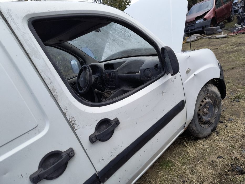 Фиат Добло 1.9 мултиджет на части