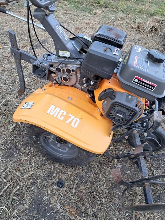 Vand motocultor O Mac 7 CP,  preț negociabil.