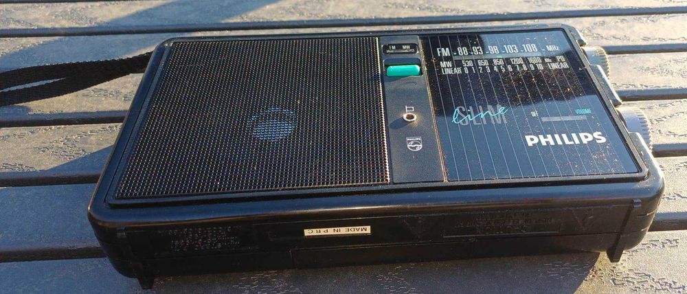 Radio PHILIPS SLIM LINE functional stare foarte buna