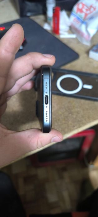 Продам айфон 15 128гб