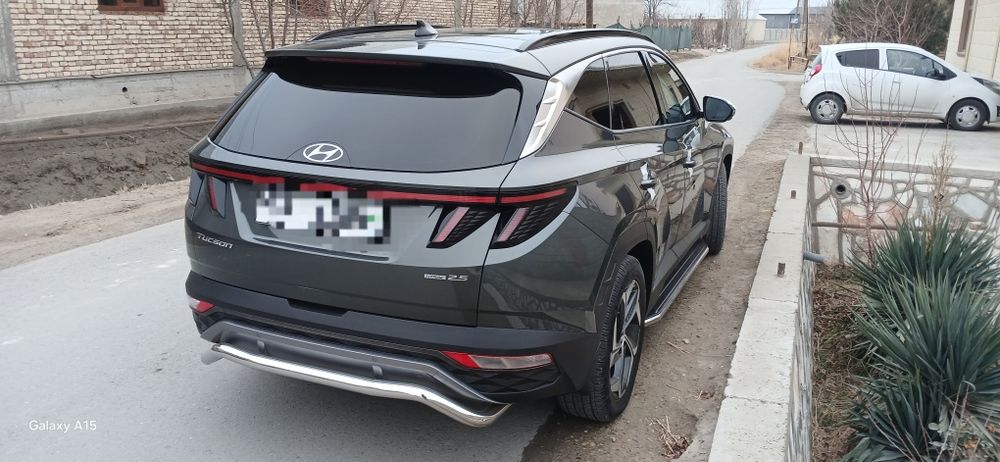 2,5 motorli eng full Tucson, panorama