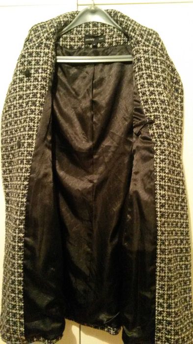 бяло и черно дамско палто размер М/Л