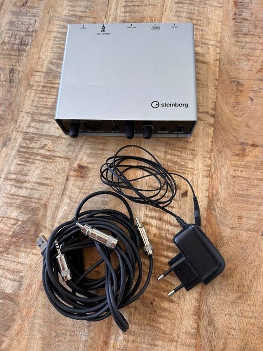 Steinberg UR12 USB аудио интерфейс