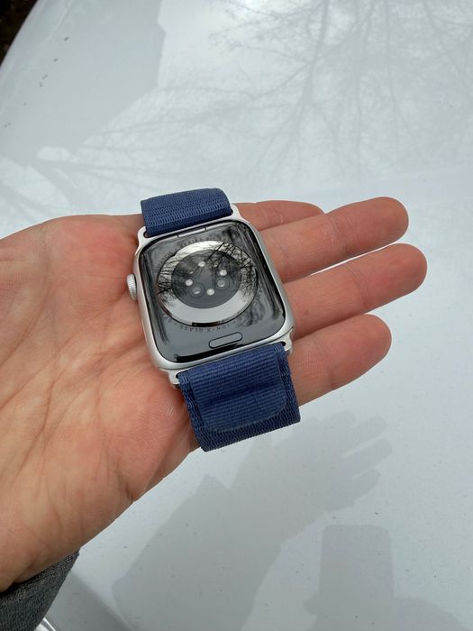 Apple Watch 9 45mm продам