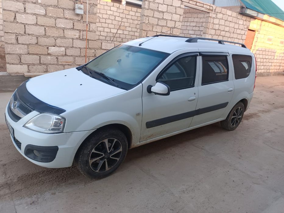 Лада Ларгус 2014