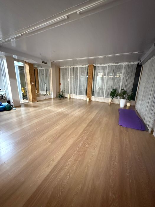 Дава се под наем Зала за събития в Варна, Бриз -  кв.м за 17.85 € - Снимка #1