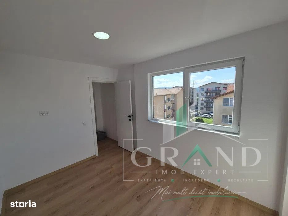 Apartament 3 camere, Floresti