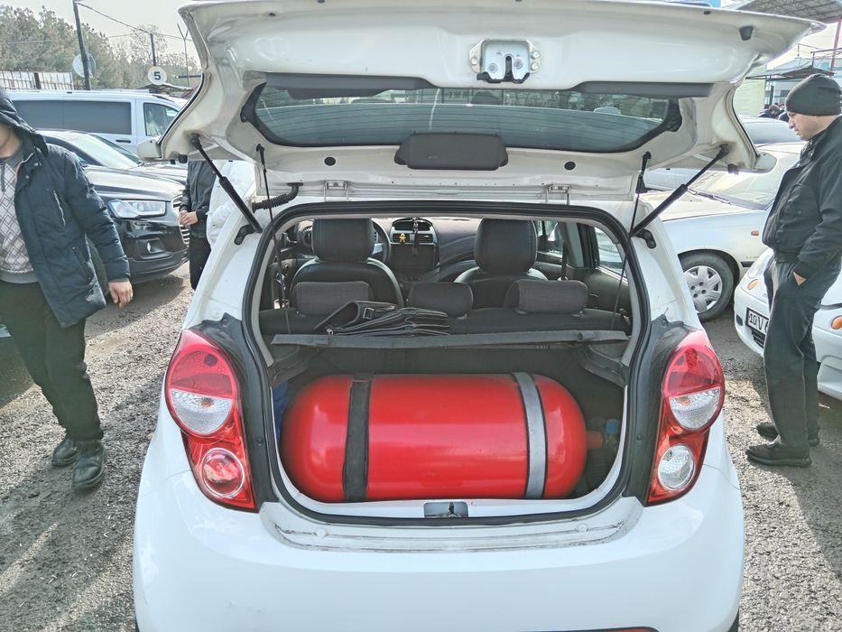 Spark 2 pozitsiya sotiladi 7200$