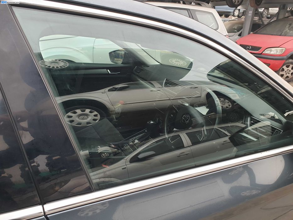 Geam Sticla de pe Usa Portiera Dreapta Fata Skoda Superb 3 2015 - 2023 [K9434]