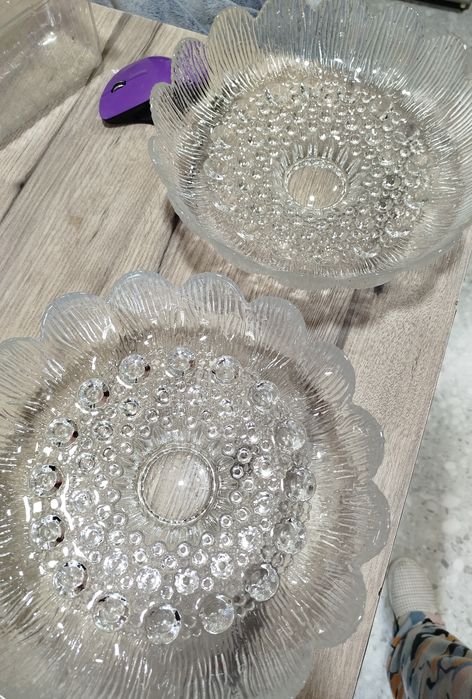 Вазы две штуки две за 50тыс.