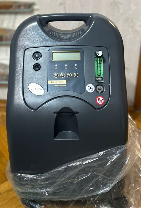 Vând concentrator oxigen V5l