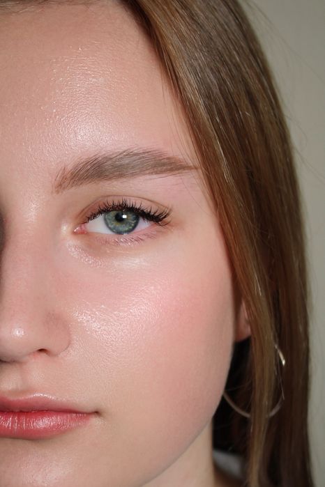 Фотоапарат Canon 2000D с обектив EF-S 18-55 |||