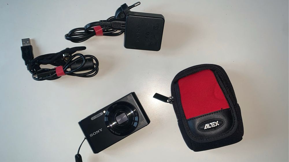 Camera foto Sony DSC-W830