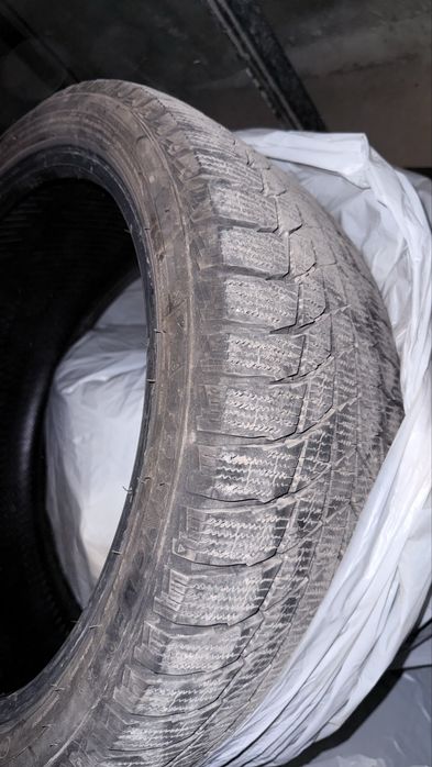 Продам комплект зимних колес