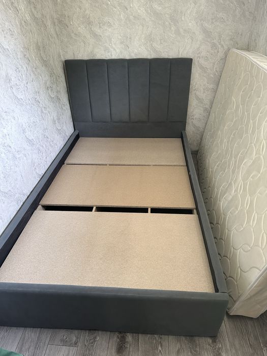 Продам кровать