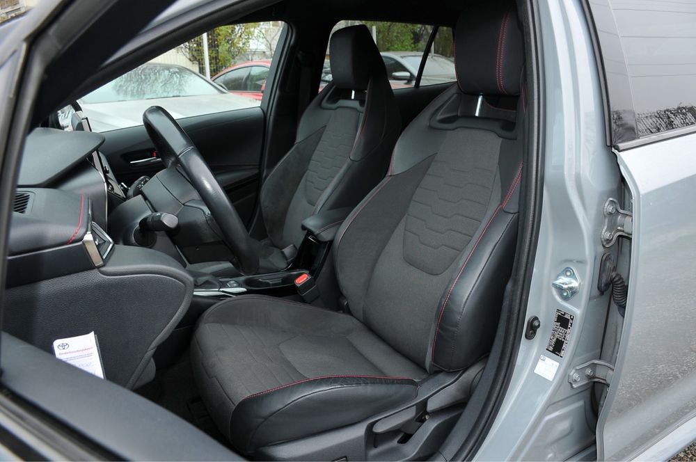 Toyota Corolla 1.8 Hybrid 11/2021 tva deductibil