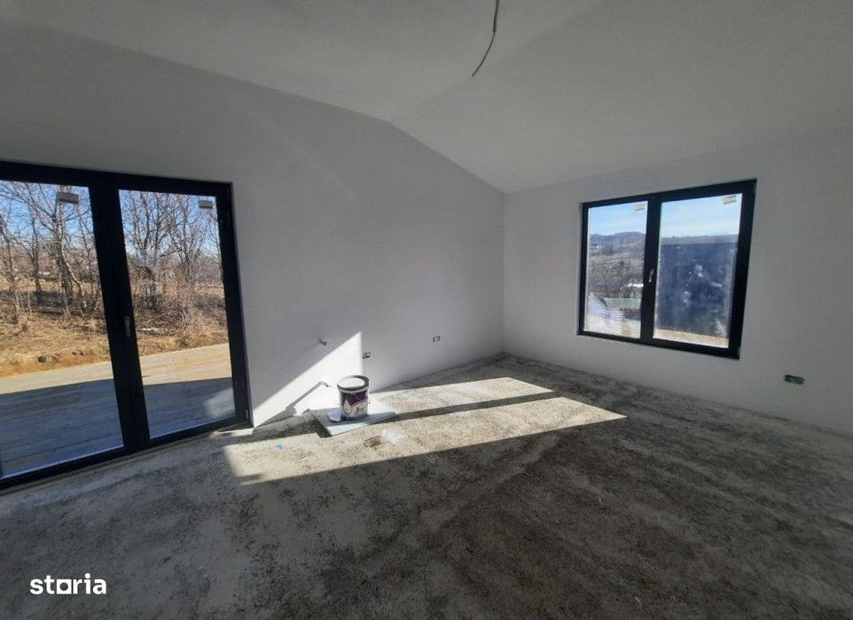 Casa 3 camere Dobreni , 70 metri Cod:157747