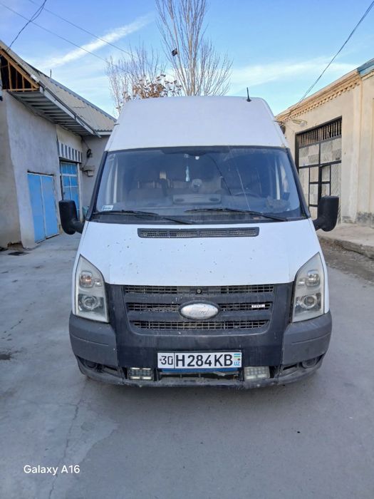 FORD Transit.