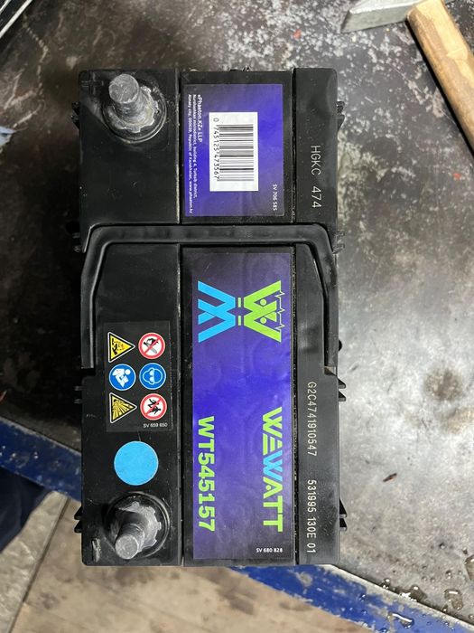 Продам аккумулятор для авто