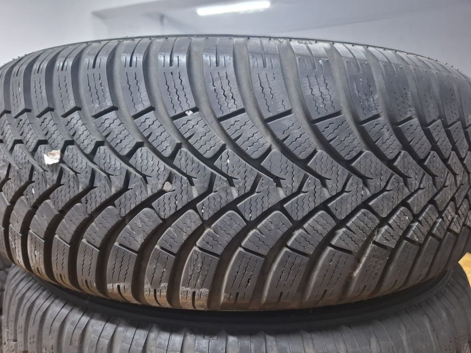 Set 4 anvelope iarna 215 60 16 falken  dot 2019