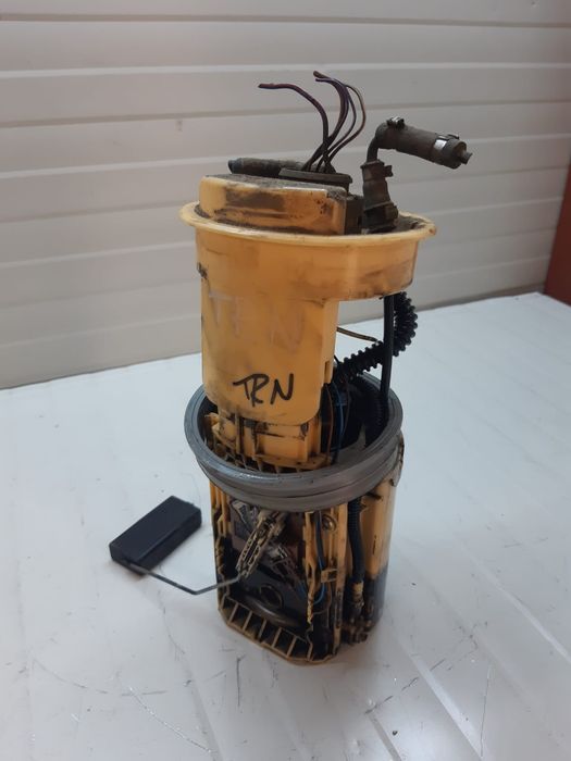 Pompa motorina rezervor litometru vw touran 1.9tdi BKD 100lei