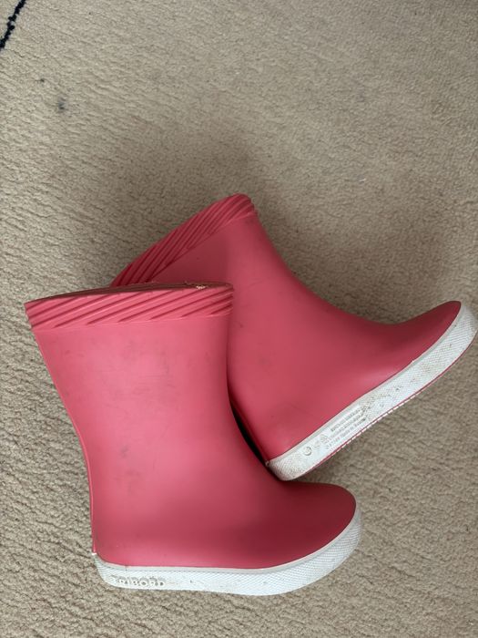 2 броя детски  ботушки