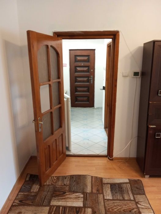 De închiriat garsoniera