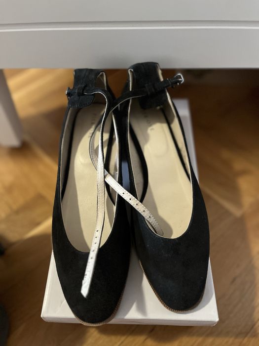 Боти Bronx и балеринки Pier One