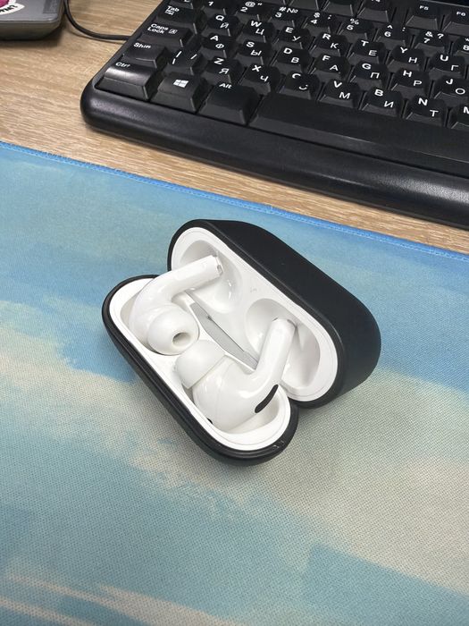 Продам AirPods Pro 2 (Type-C)