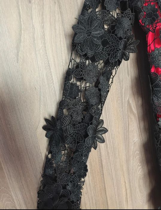 Vând rochie elegantă zi/seară