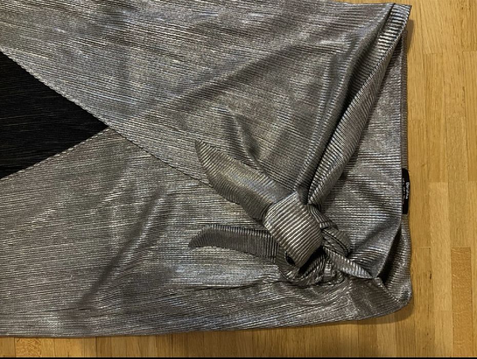 Fusta parte peste parte Bershka