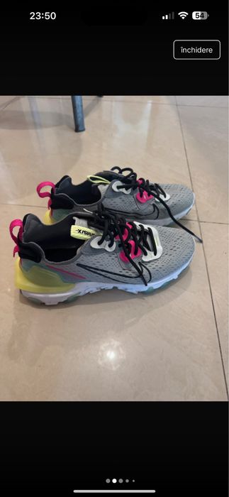 Adidasi Nike React Vision