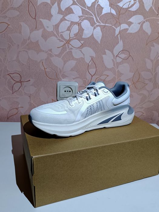 Кроссовки Altra Paradigm 7