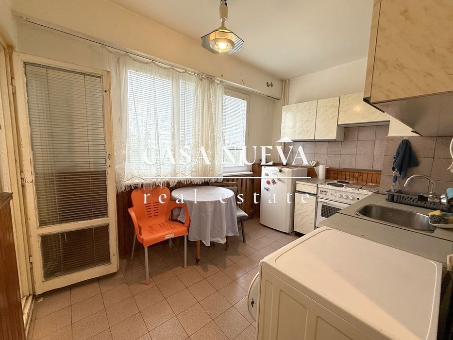 Двустаен апартамент в гр.София, ж.к. Младост 3