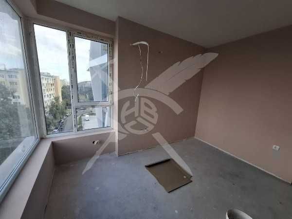 Продава се Многостаен апартамент в Бургас, Изгрев - 111 кв.м за 1057 €/кв.м - Снимка #2